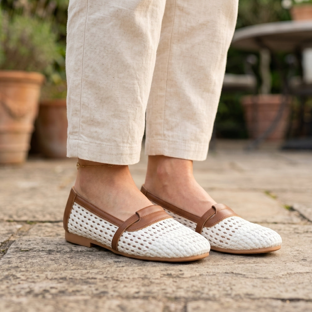 Mocassino ballerina da donna intrecciato bianco e cognac