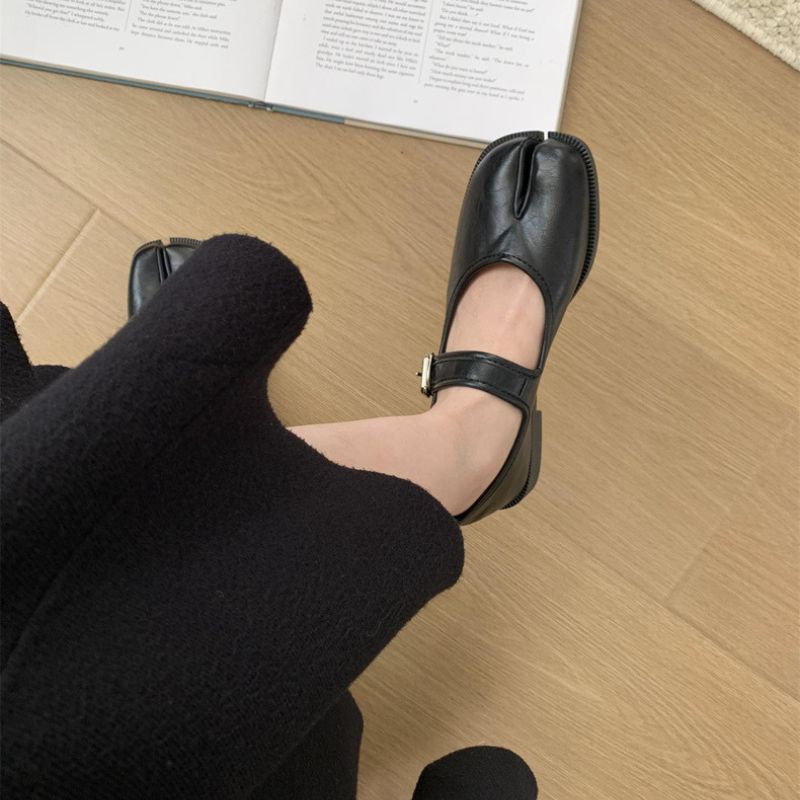 Ballerine Mary Jane stile Tabi