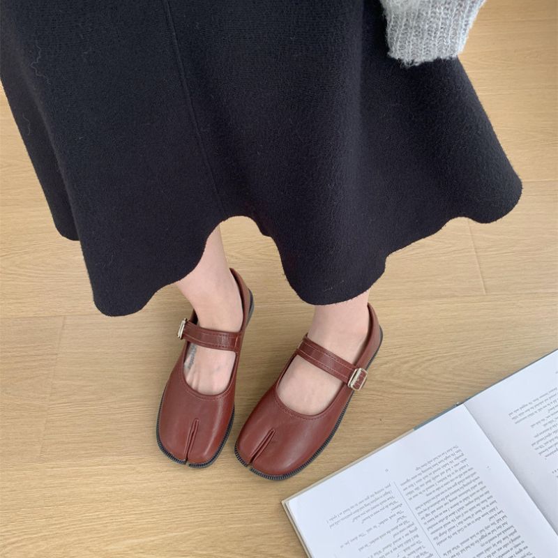 Ballerine Mary Jane stile Tabi