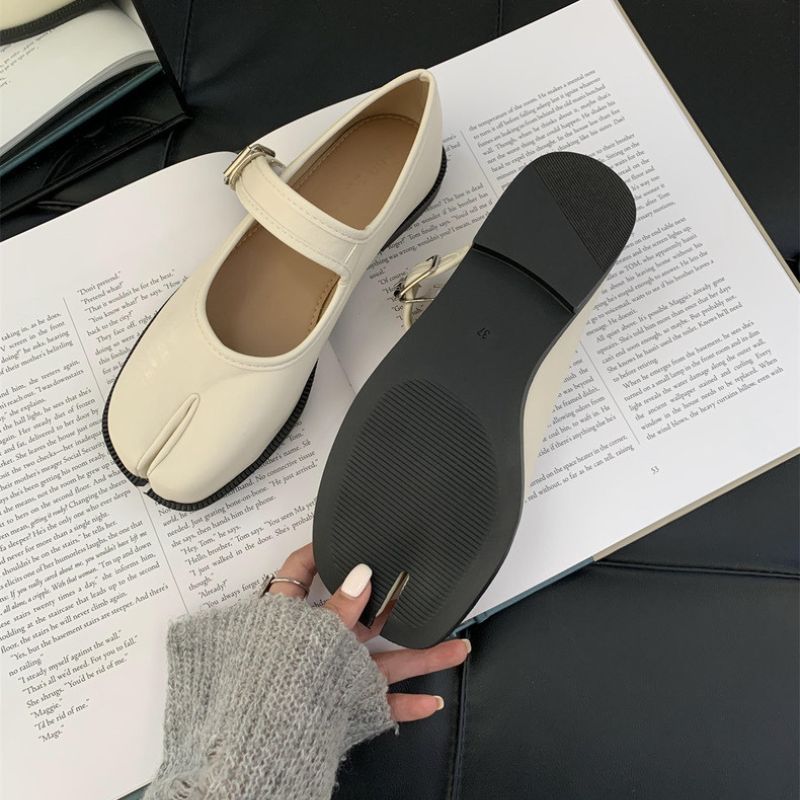 Ballerine Mary Jane stile Tabi