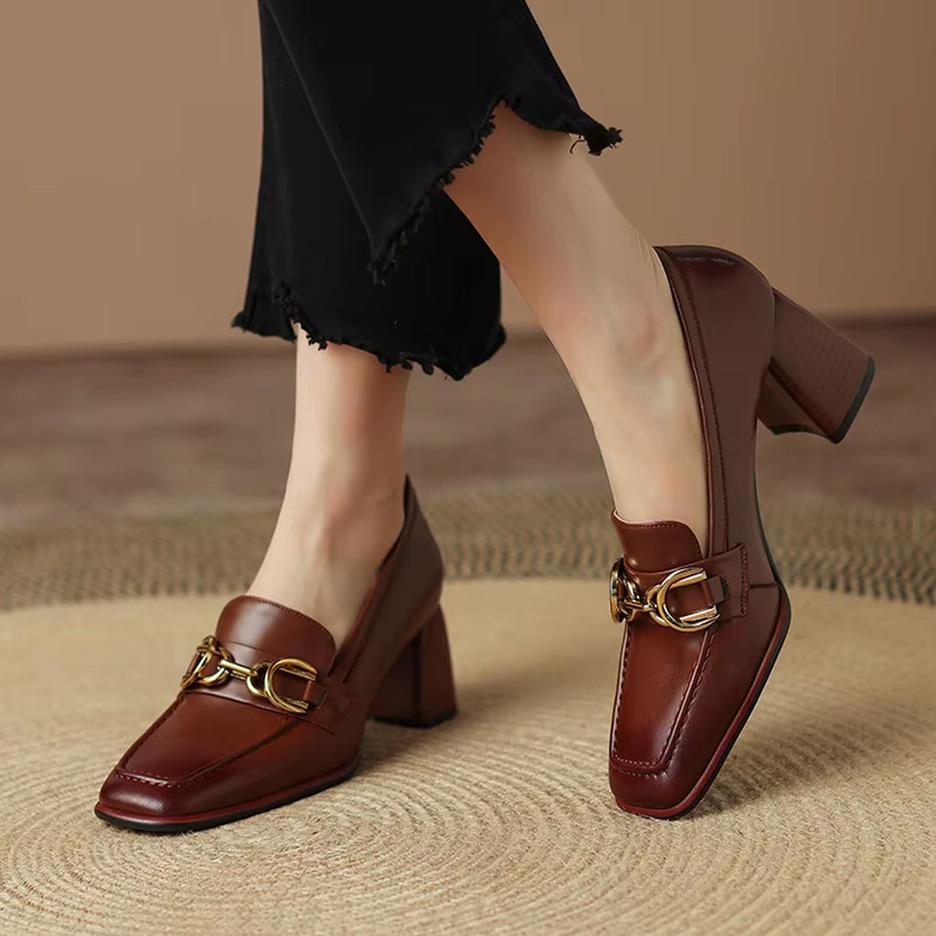 Mocassino con tacco in pelle stile vintage da donna