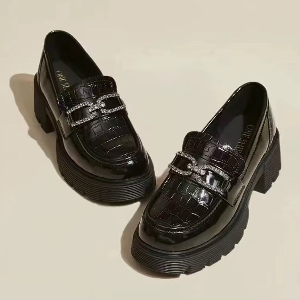 Mocassino platform effetto cocco e catena con strass