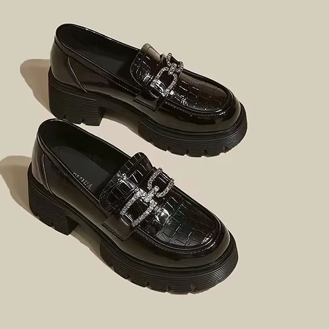 Mocassino platform effetto cocco e catena con strass
