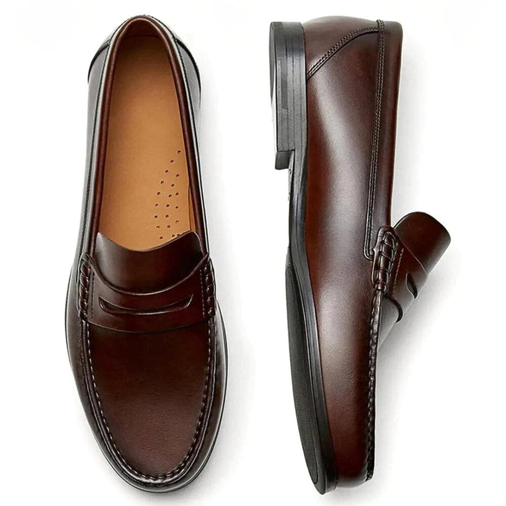 Mocassini casual marroni o neri in vera pelle da uomo