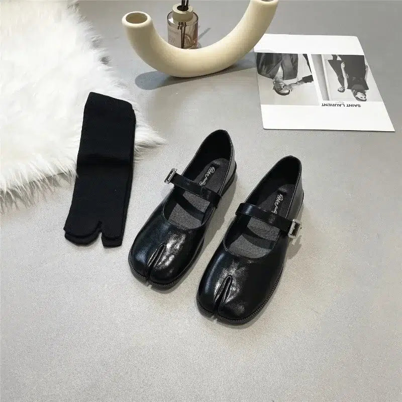 Ballerine Mary Jane pelle nera con punta divisa per donna - Stile Tabi