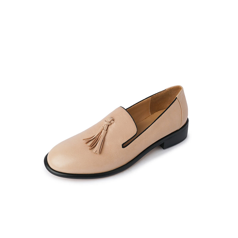 Mocassini con nappe in vera pelle e punta tonda per donna