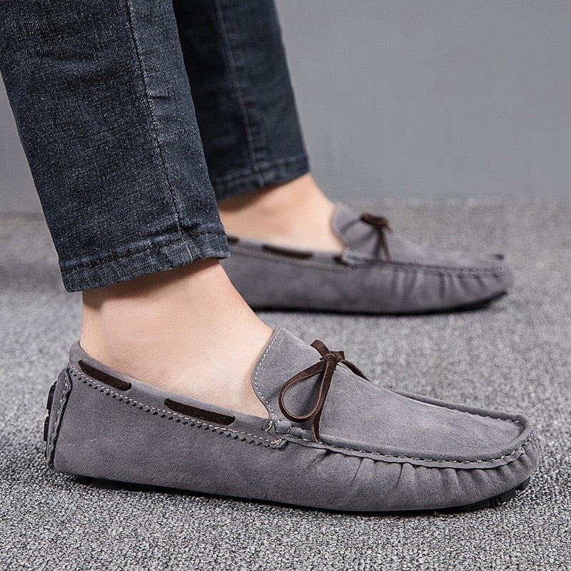 Mocassini barca classici effetto scamosciato da infilare per uomo