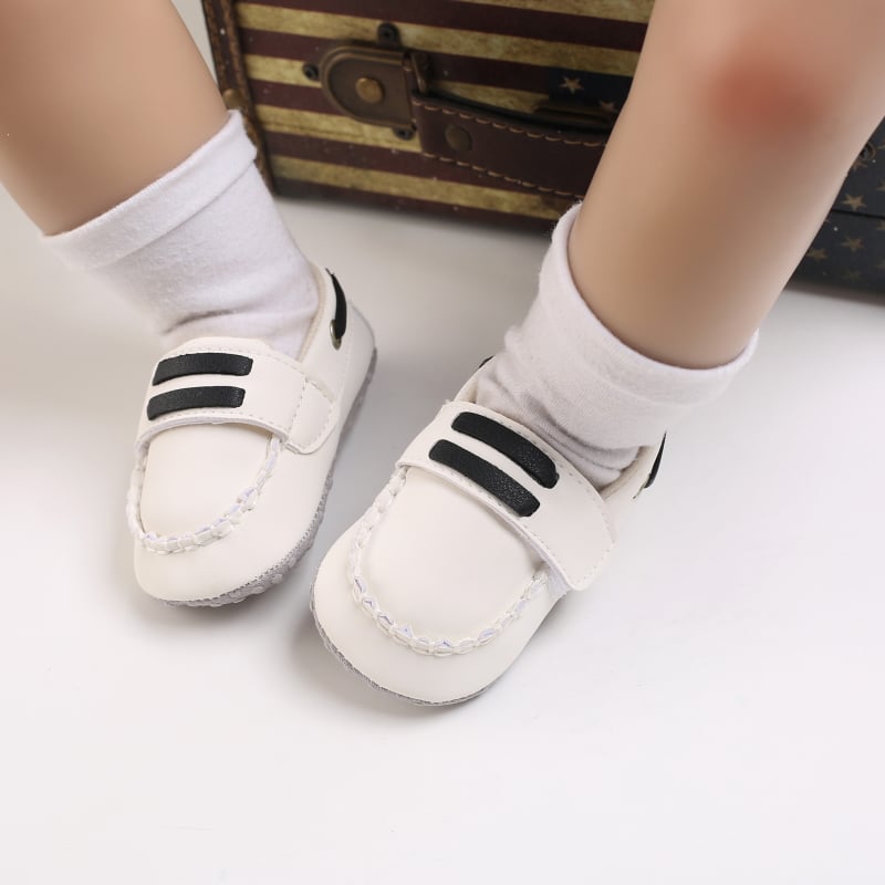 Mocassini barca con chiusura velcro per neonato