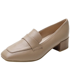 Mocassini classici con piccoli tacchi quadrati per donna, Beige