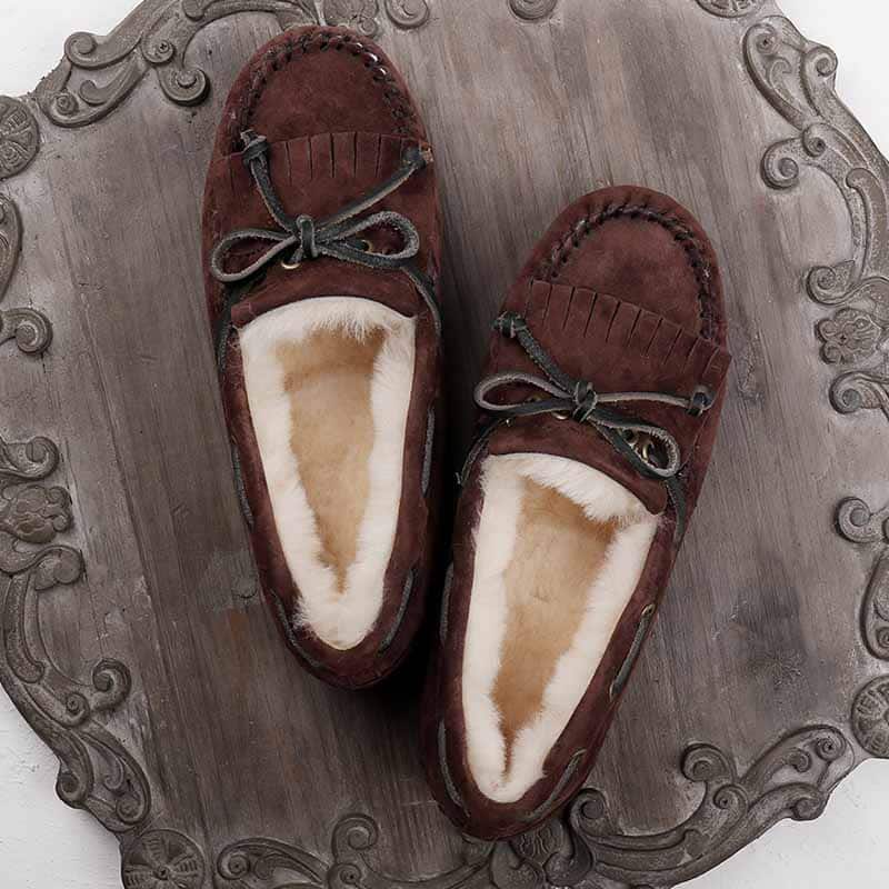 mocassino donna in pelle nera con nappina