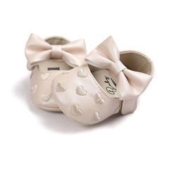 Mocassini per neonata con motivo a cuore, Beige