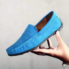 Mocassini uomo blu in camoscio con suola tassellata, Azzurro
