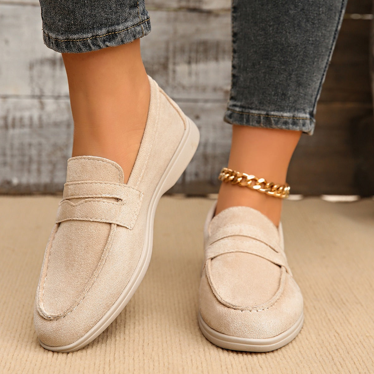Mocassino con cinturino donna beige, vista laterale