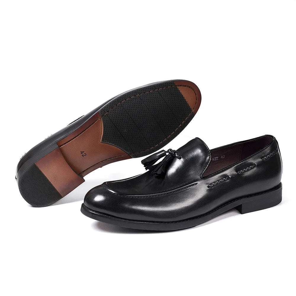Mocassino con nappine uomo con pampille decorative, dettaglio 4