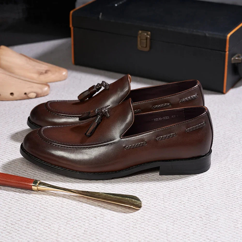 Mocassino con nappine uomo con pampille decorative, dettaglio 8