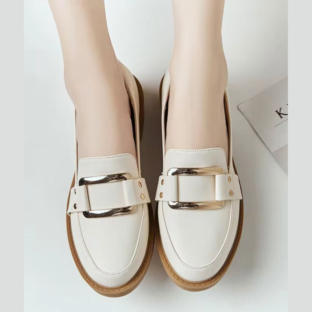 Mocassino donna beige, look indossato