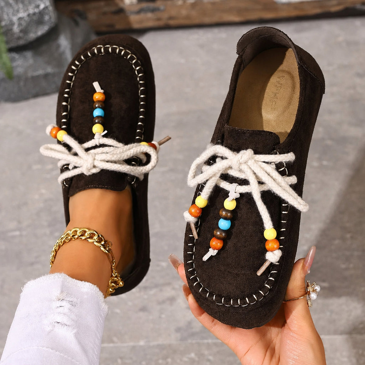 Mocassino donna con perle e lacci decorati, dettaglio 5