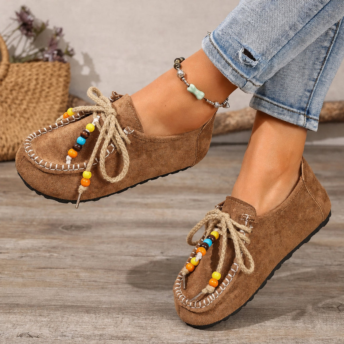 Mocassino donna con perle e lacci decorati, dettaglio 6