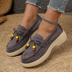Mocassino donna con zeppa, fiocco di perle e platform, Grigio scuro