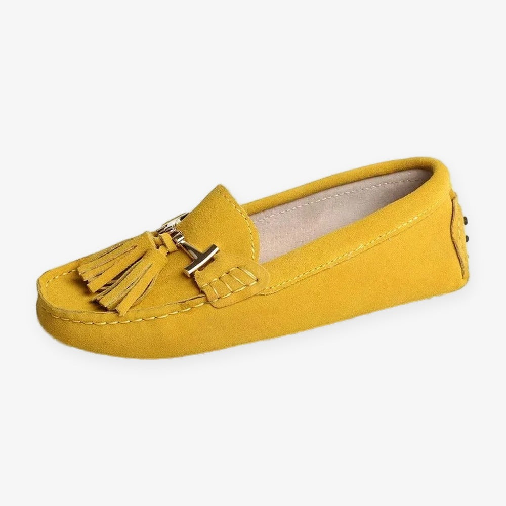 Mocassino donna con nappina e morsetto dorato, colore viola