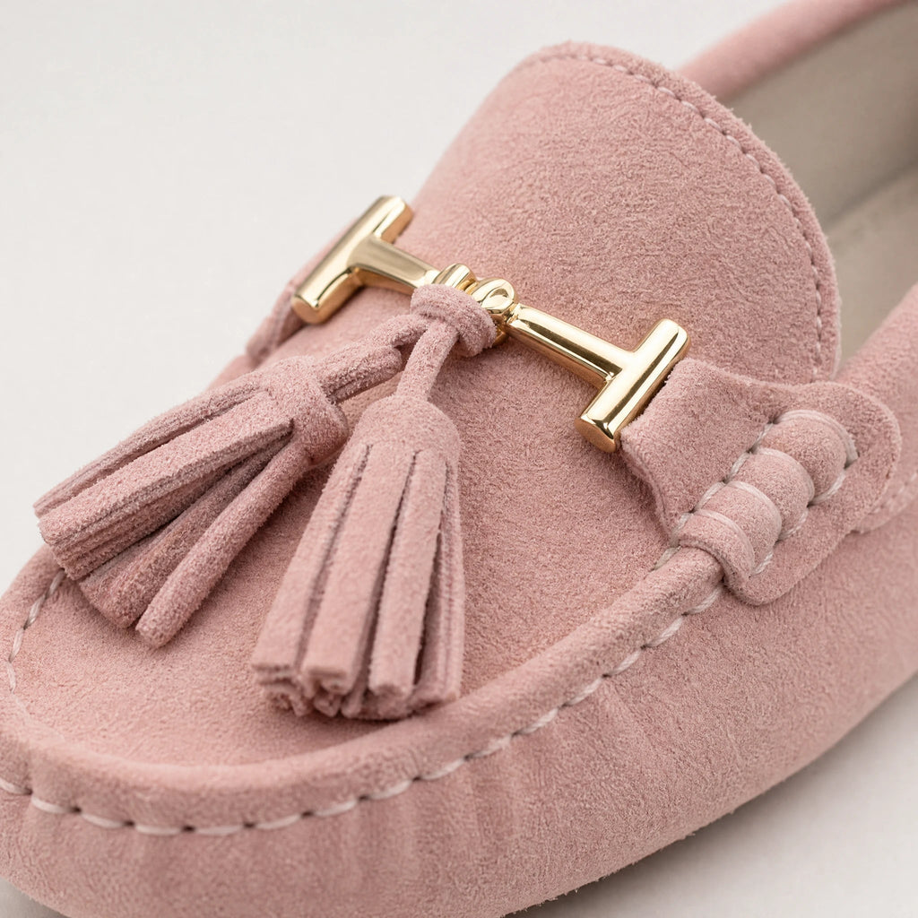 Mocassino donna con nappina e morsetto dorato, colore rosa