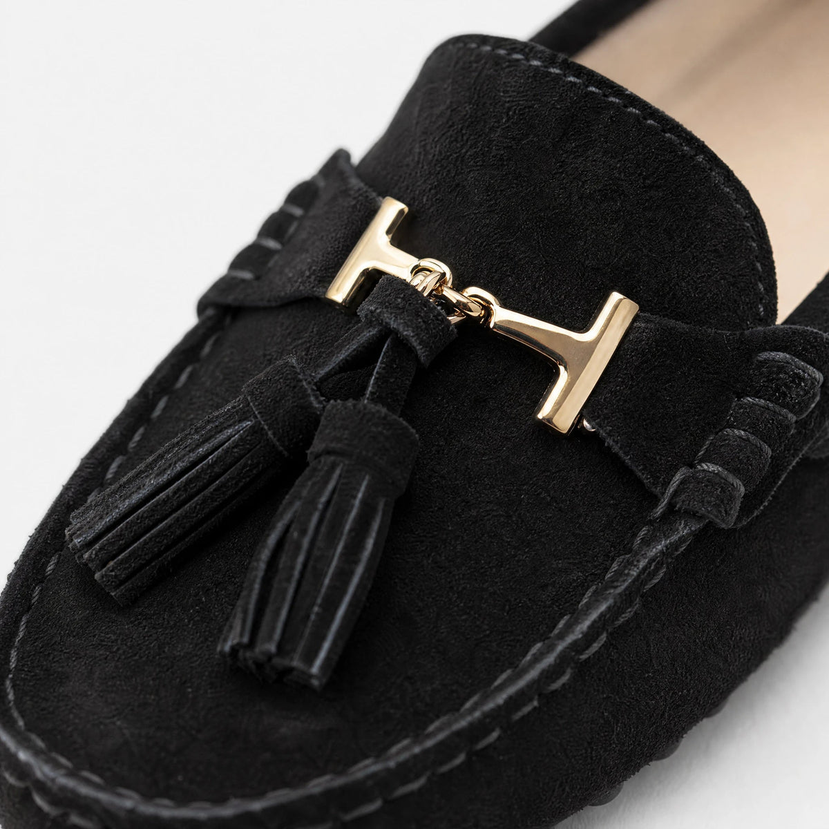 Mocassino donna con nappine e ornamento dorato, colore blu navy Immagine