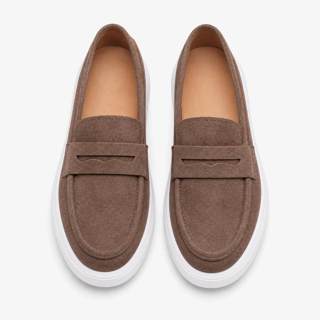 Mocassino donna beige con suola spessa bianca, vista laterale