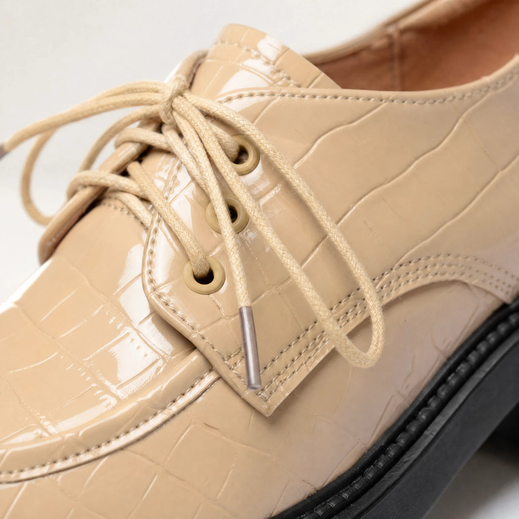 Mocassino in pelle con tacco donna effetto coccodrillo beige - foto 2