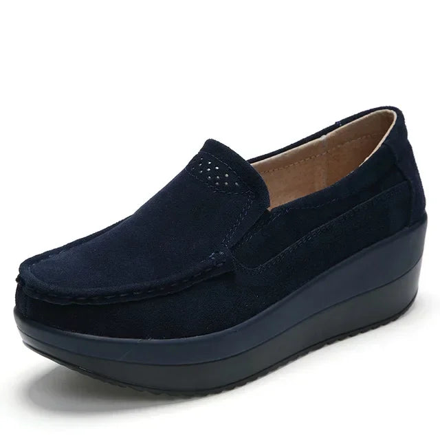 Mocassini plateau in camoscio liscio da donna, colore Blu navy