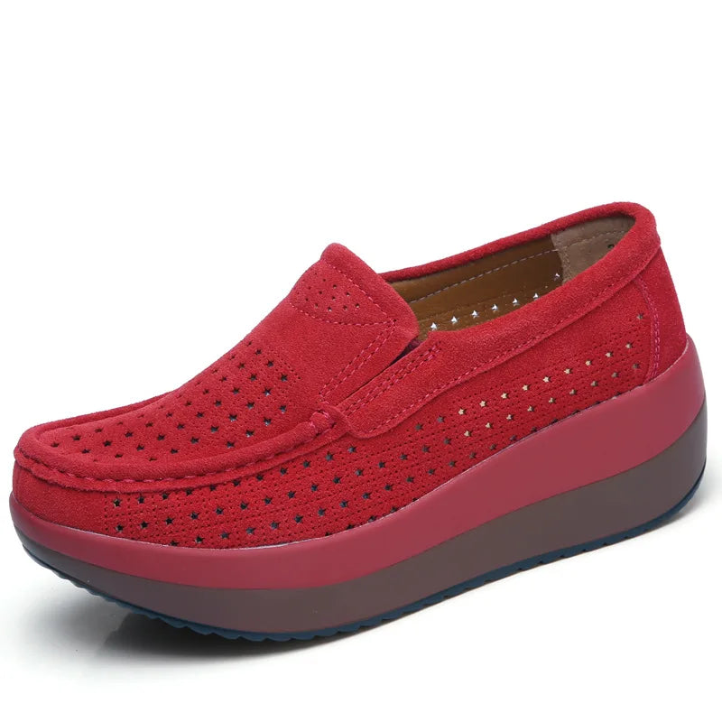 Mocassino con plateau traforato in camoscio da donna - dettaglio 5