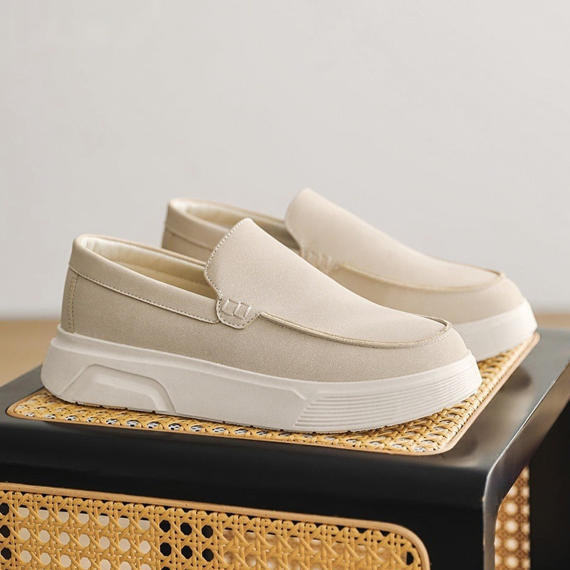 Mocassini neri slip-on, vista frontale