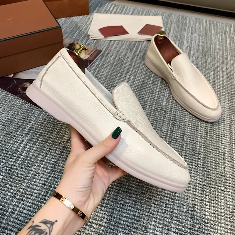 Coppia di mocassini uomo slip-on nei colori disponibili