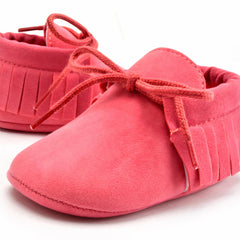 Mocassini con lacci e frange per neonato, Rosa scuro