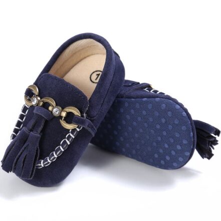 mocassino da bambino in pelle scamosciata blu con nappina sul davanti
