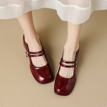 Ballerine da donna Mary Jane con due cinturini e tacco decorato